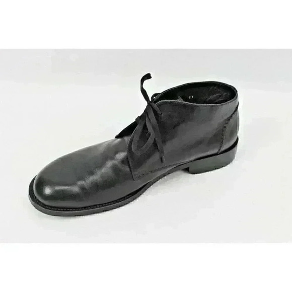 DKNY Men’s Black Leather Chukka Ankle Boots - Picture 4 of 11